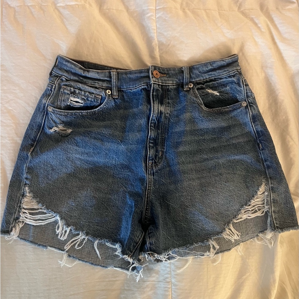 American Eagle shorts size 14
